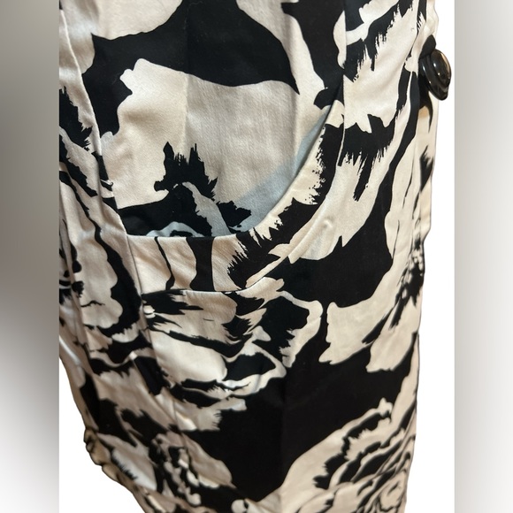 ECI NEW YORK | FLORAL POCKETED 3/4 SLEEVE BUTTON UP TRENCH COAT WOMENS SZ SMALL - Picture 3 of 9